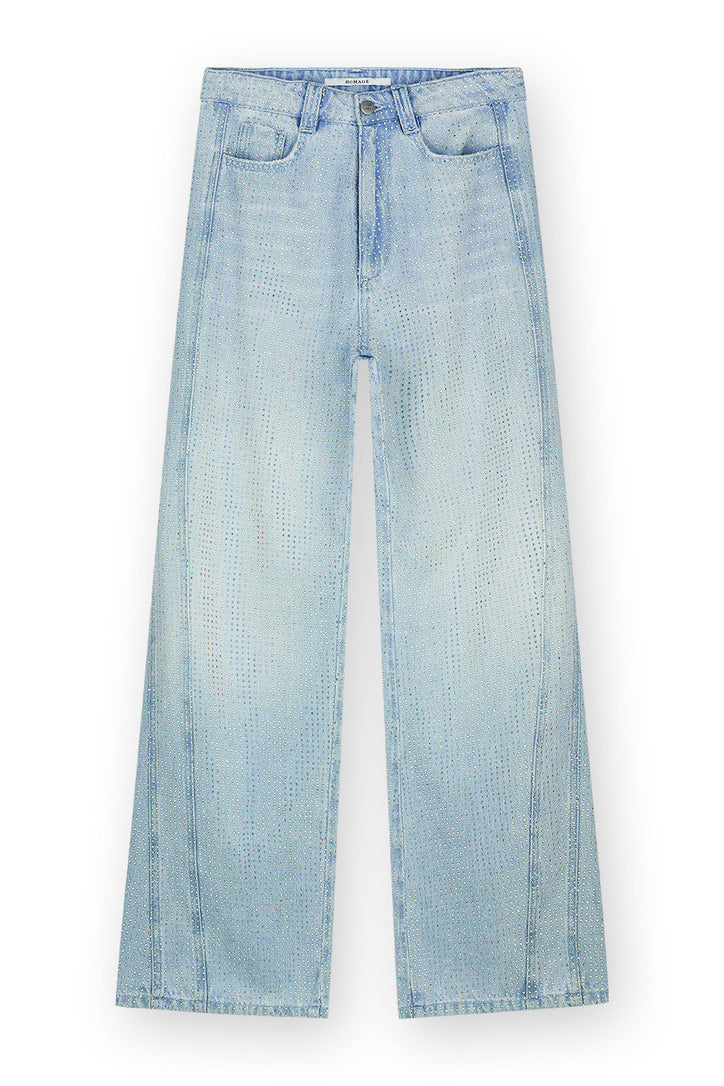 Straight Jeans With Curved Seams