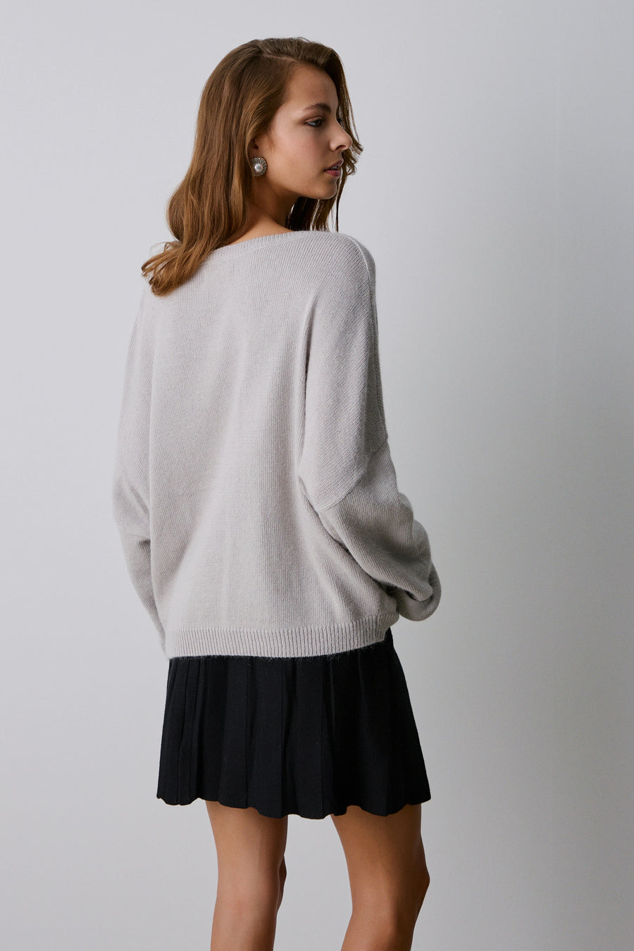 Asymmetric wollen blouse